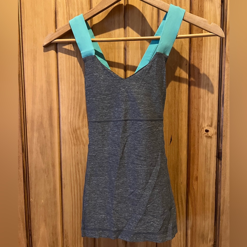 Lulu Lemon cross back active tank top